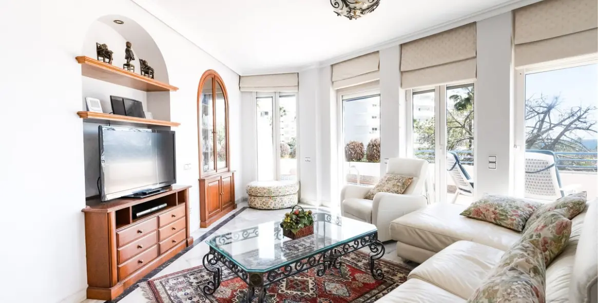 Venta de apartamento en planta media en Marbella 51