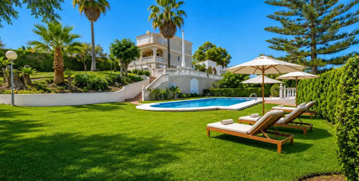 Venta de finca - cortijo en Estepona 1