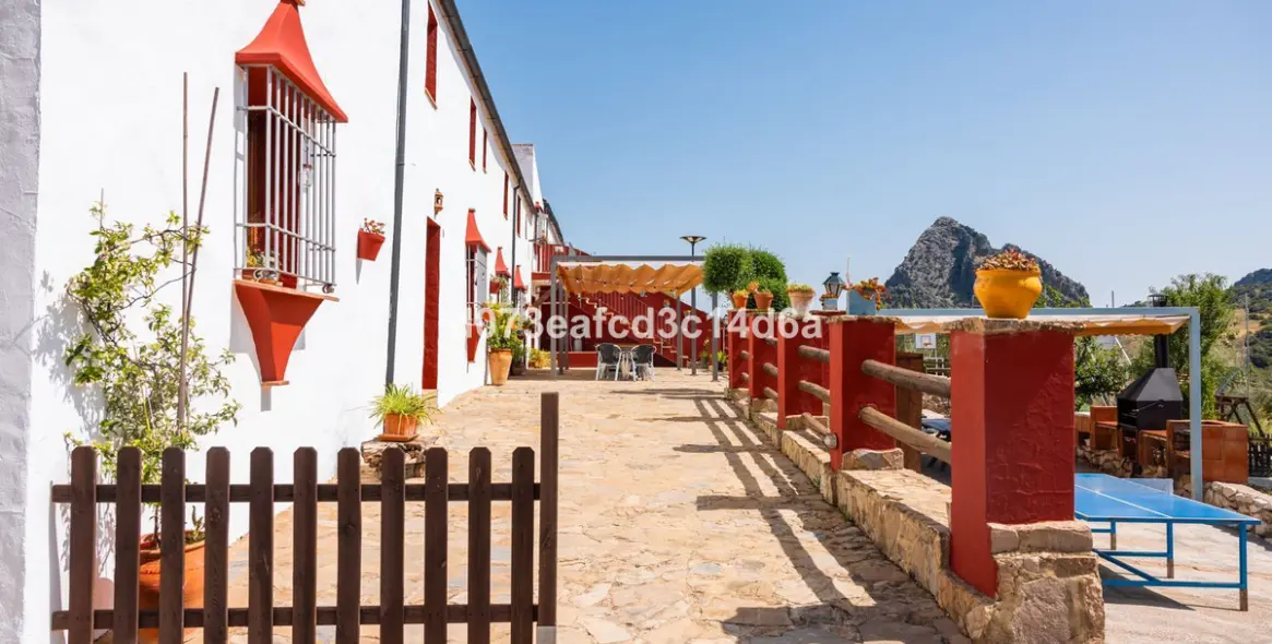Venta de otros en Montejaque 32