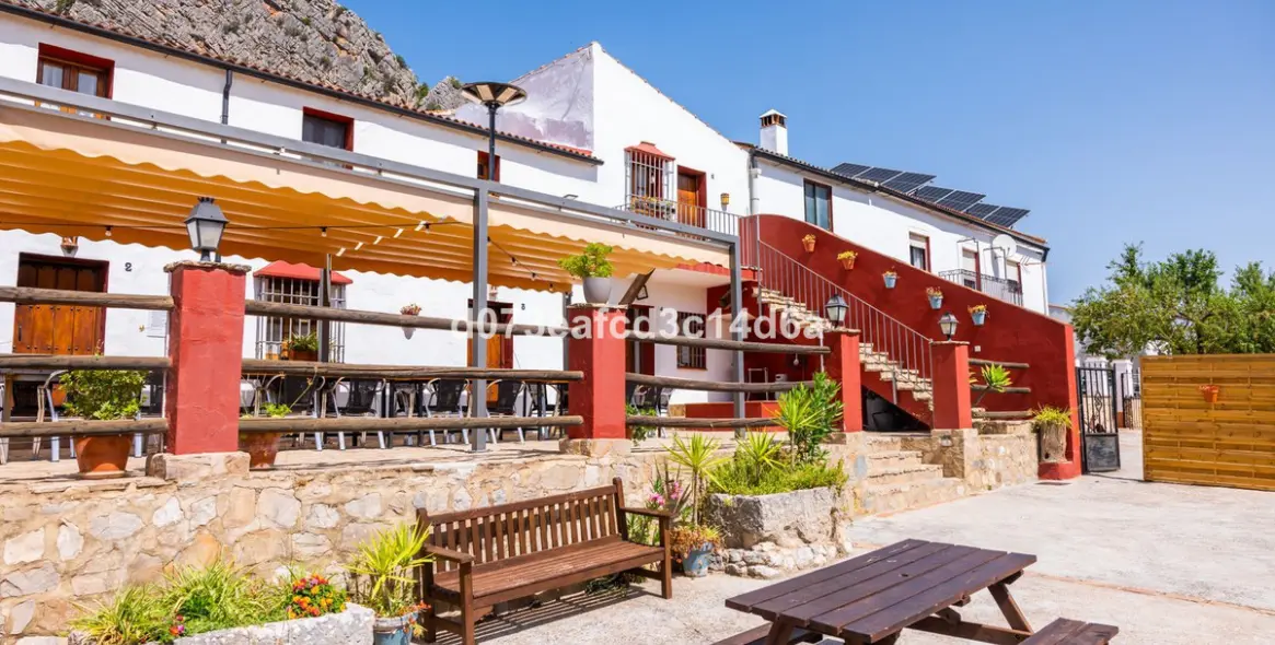 Venta de otros en Montejaque 35