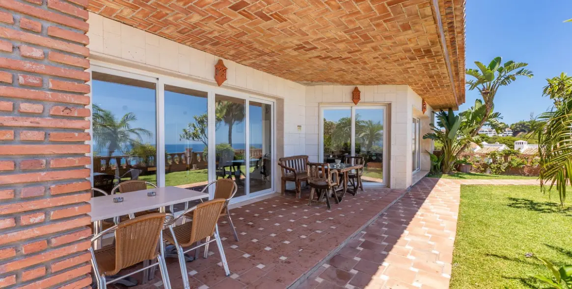 Venta de villa independiente en Riviera del Sol 7