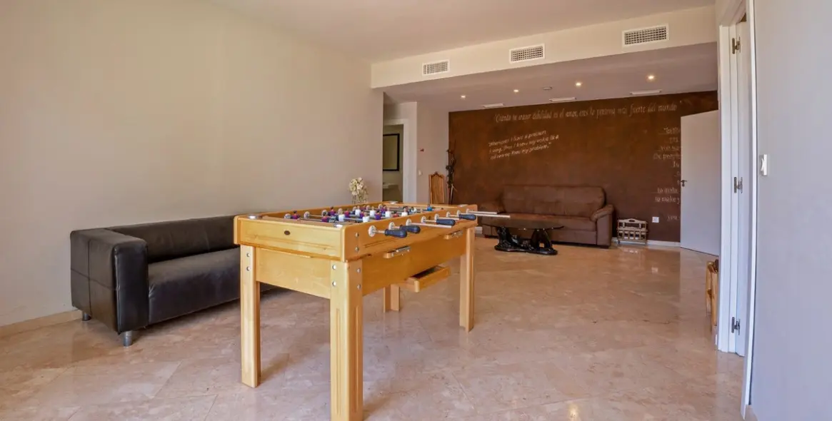 Venta de villa independiente en Riviera del Sol 39