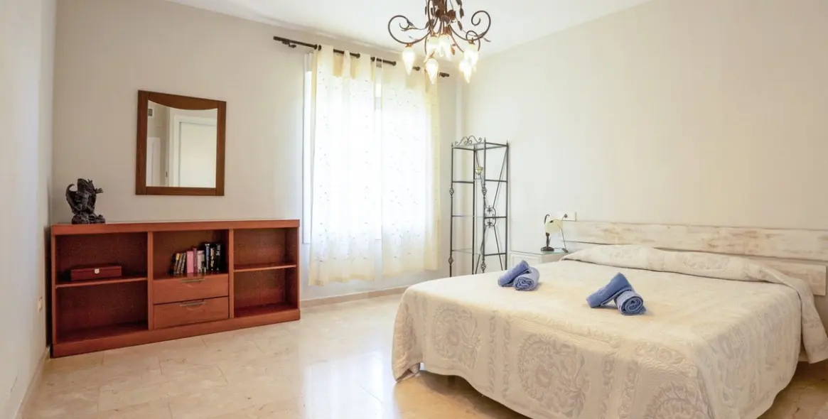 Venta de villa independiente en Riviera del Sol 42