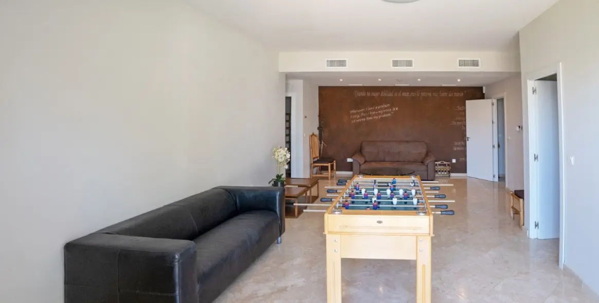 Venta de villa independiente en Riviera del Sol 57
