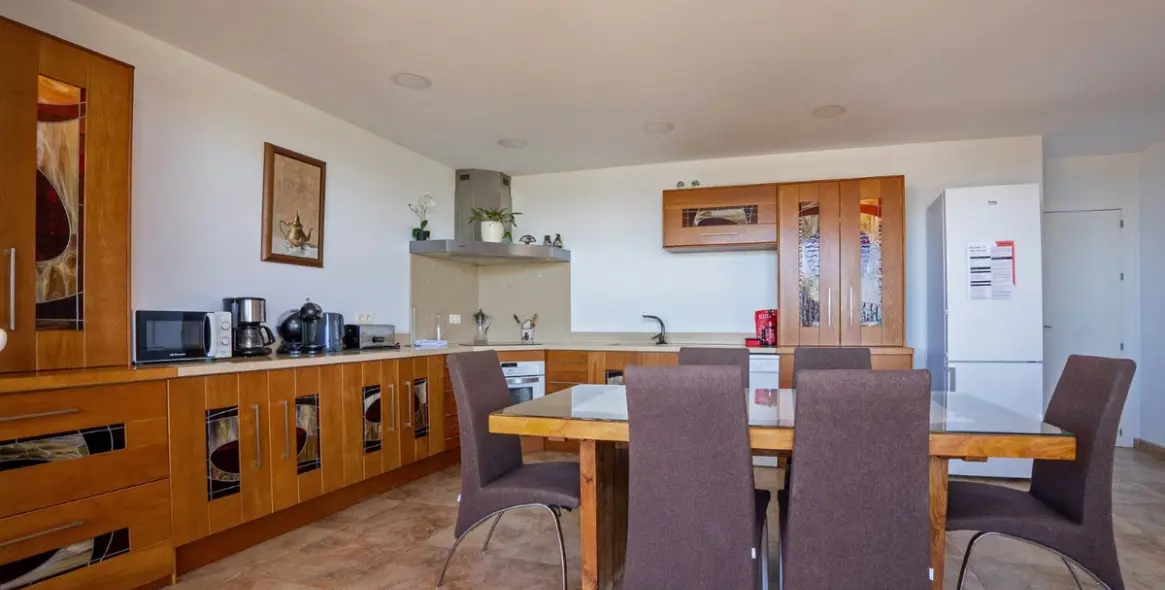 Venta de villa independiente en Riviera del Sol 61