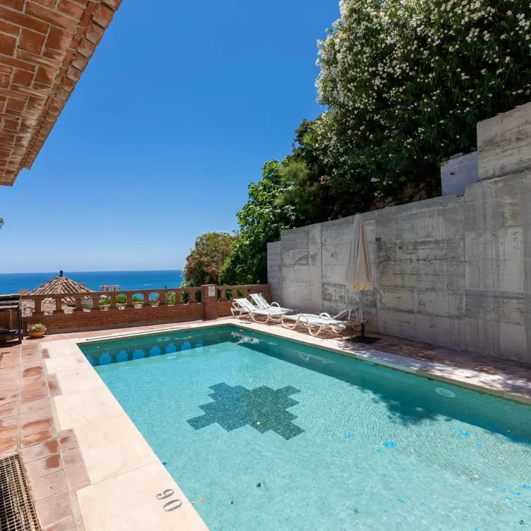 Продажа  отдельно стоящей виллы в Riviera del Sol
