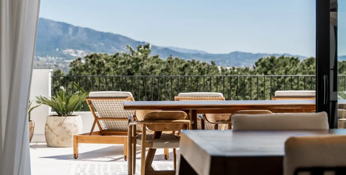 Venta de villa independiente en Nueva Andalucía 23