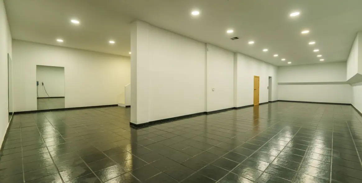 Venta de villa independiente en Nueva Andalucía 58