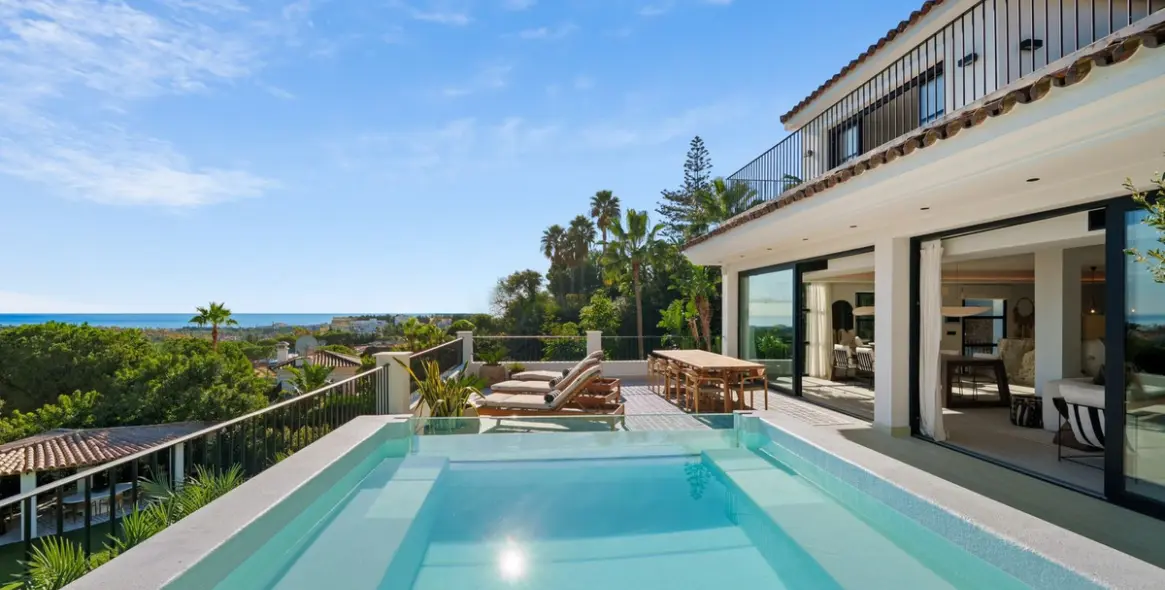 Venta de villa independiente en Nueva Andalucía 65