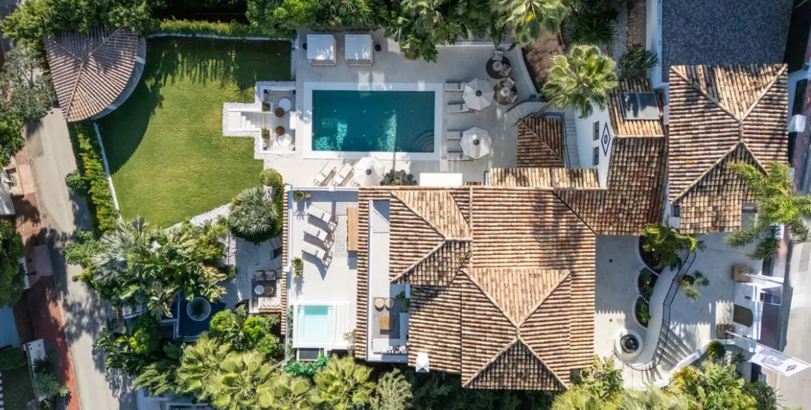 Venta de villa independiente en Nueva Andalucía 67