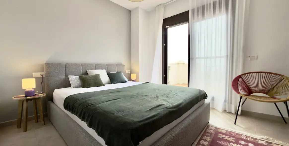 Short-term rent of townhouse in Altos de los Monteros 2