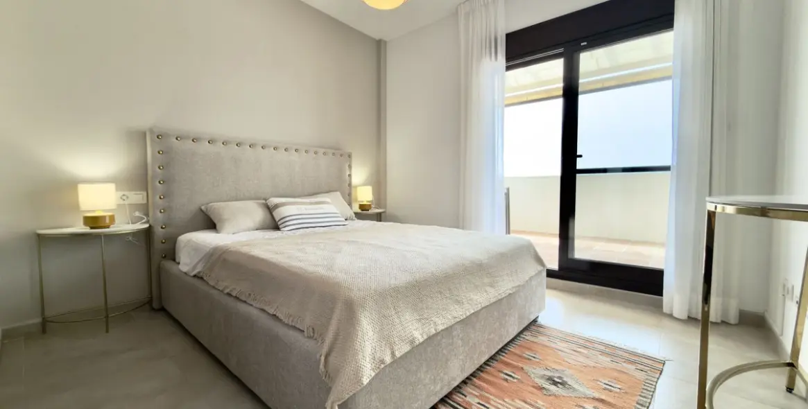 Short-term rent of townhouse in Altos de los Monteros 6