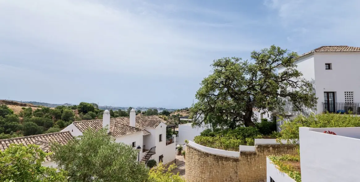 Short-term rent of townhouse in Altos de los Monteros 31