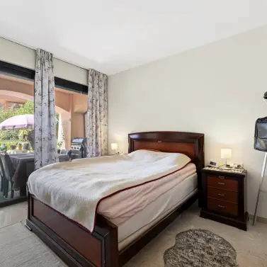 Venta de apartamento en planta baja en Calahonda