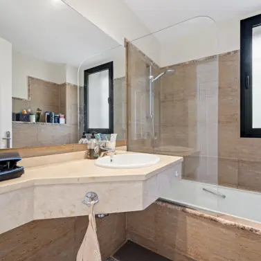 Venta de apartamento en planta baja en Calahonda