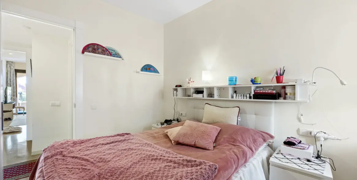 Venta de apartamento en planta baja en Calahonda 8