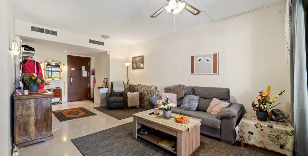 Venta de apartamento en planta baja en Calahonda 14