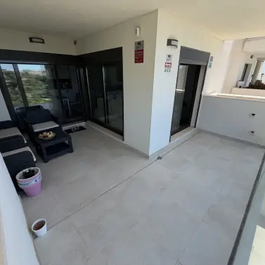 Venta de apartamento en planta media en Benalmadena