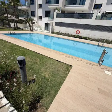 Venta de apartamento en planta media en Benalmadena