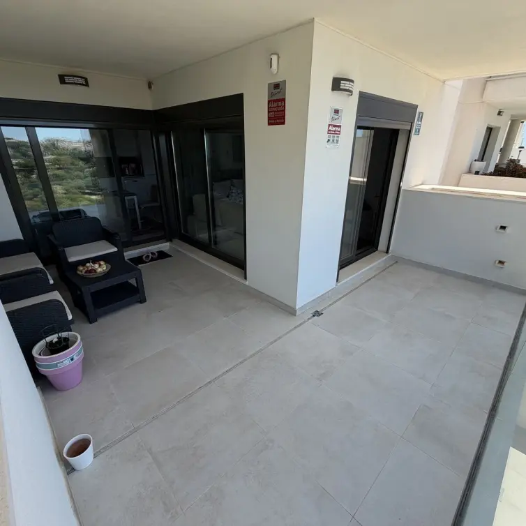 Продажа апартаментов на среднем этаже в Benalmadena