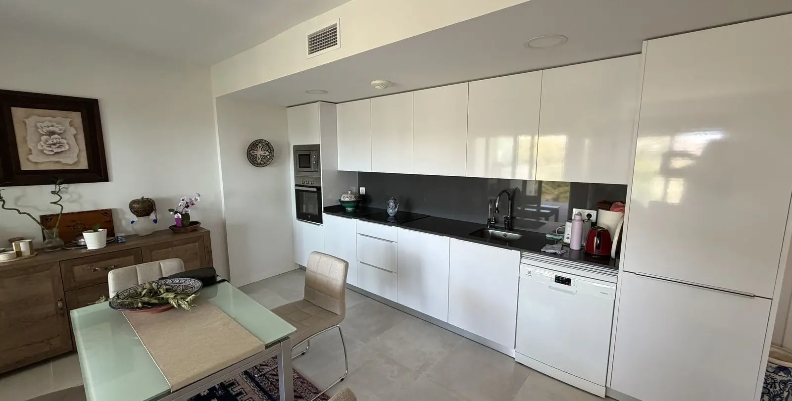 Sale of middle floor apartment in Benalmadena 8