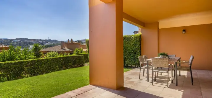 Sale of ground floor apartment in Atalaya 0