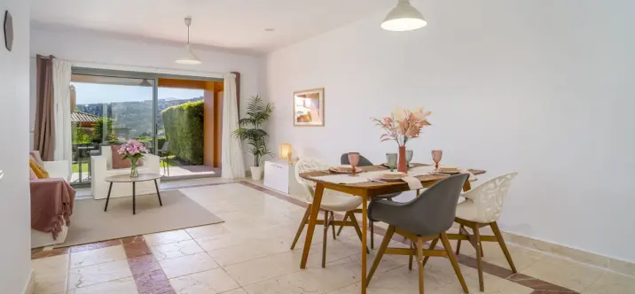 Sale of ground floor apartment in Atalaya 3