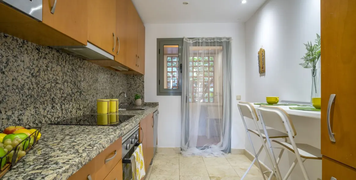 Sale of ground floor apartment in Atalaya 9