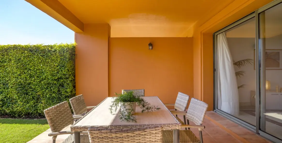 Sale of ground floor apartment in Atalaya 14