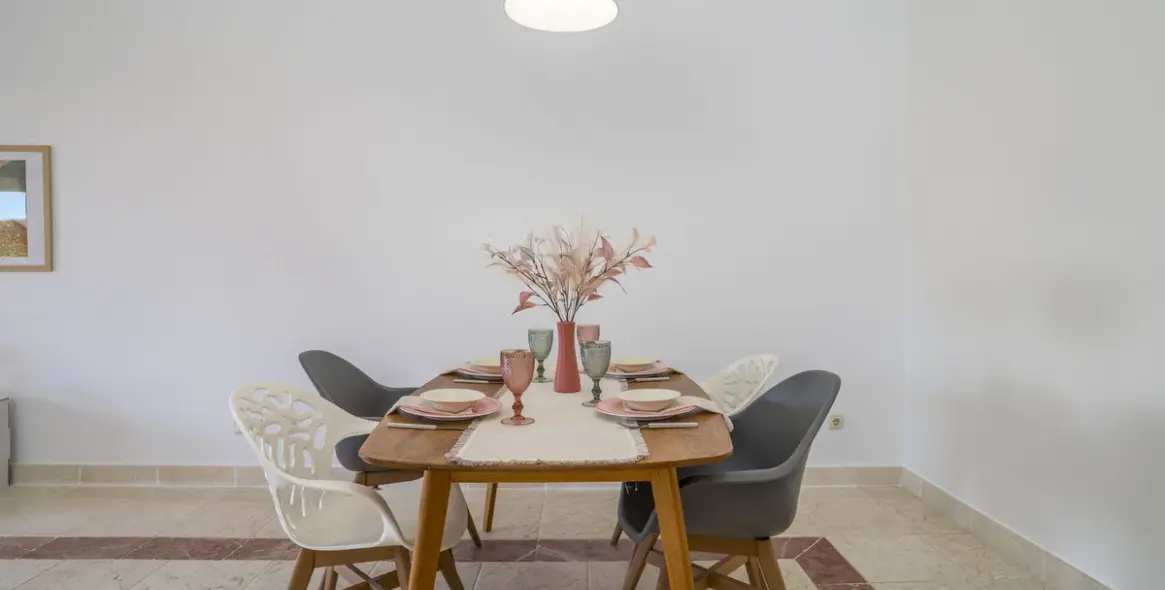 Sale of ground floor apartment in Atalaya 43