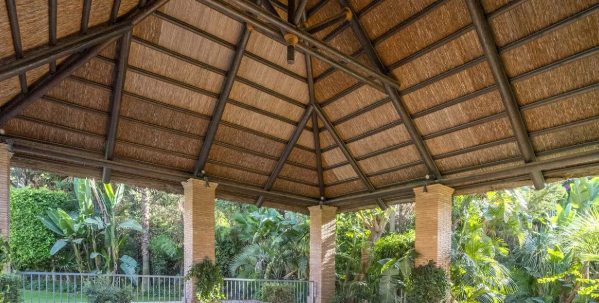 Sale of ground floor apartment in Atalaya 46