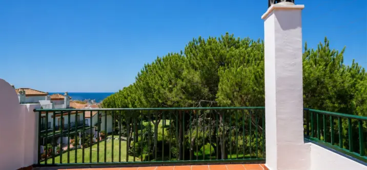 Sale of semi-detached house in Cabopino 3