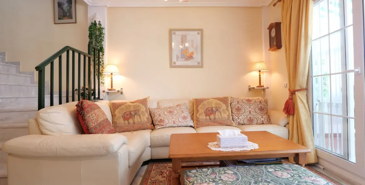 Sale of semi-detached house in Cabopino 16