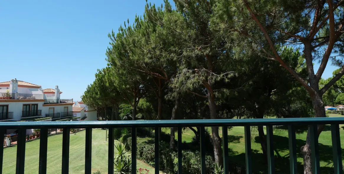 Sale of semi-detached house in Cabopino 23