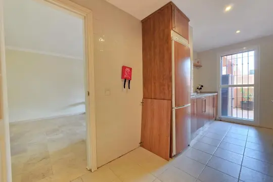Image 6 thumb