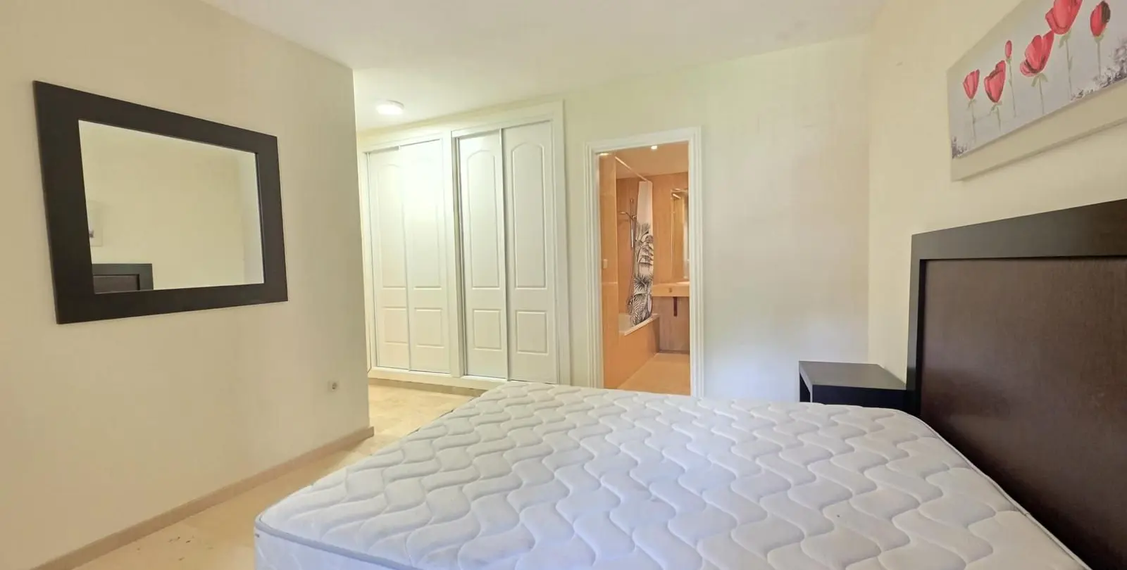 Продажа апартаментов на первом этаже в Elviria 8