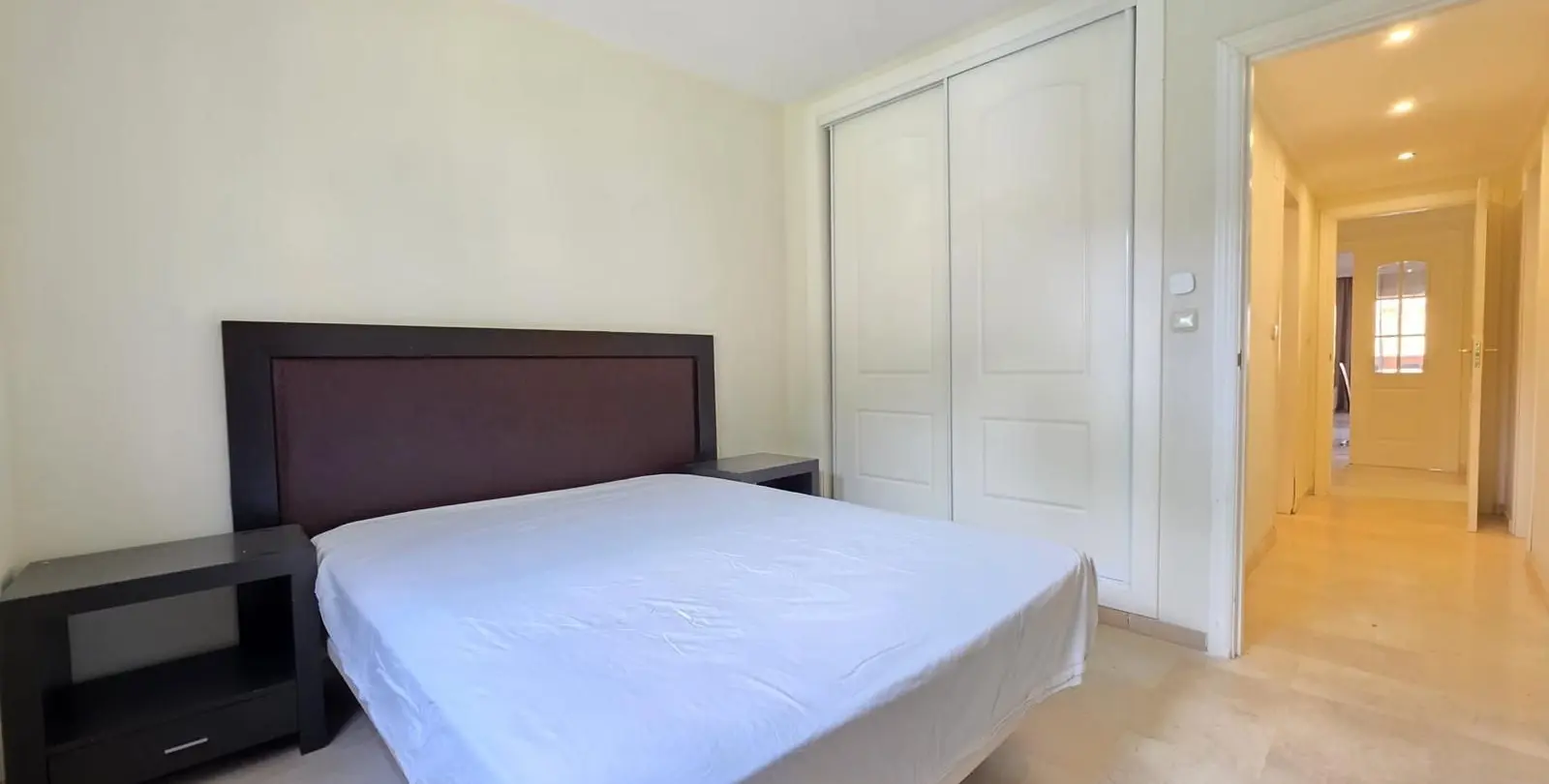 Продажа апартаментов на первом этаже в Elviria 10