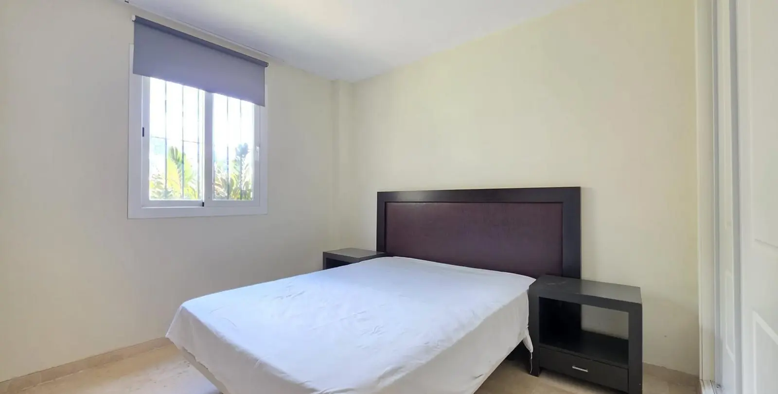 Продажа апартаментов на первом этаже в Elviria 14