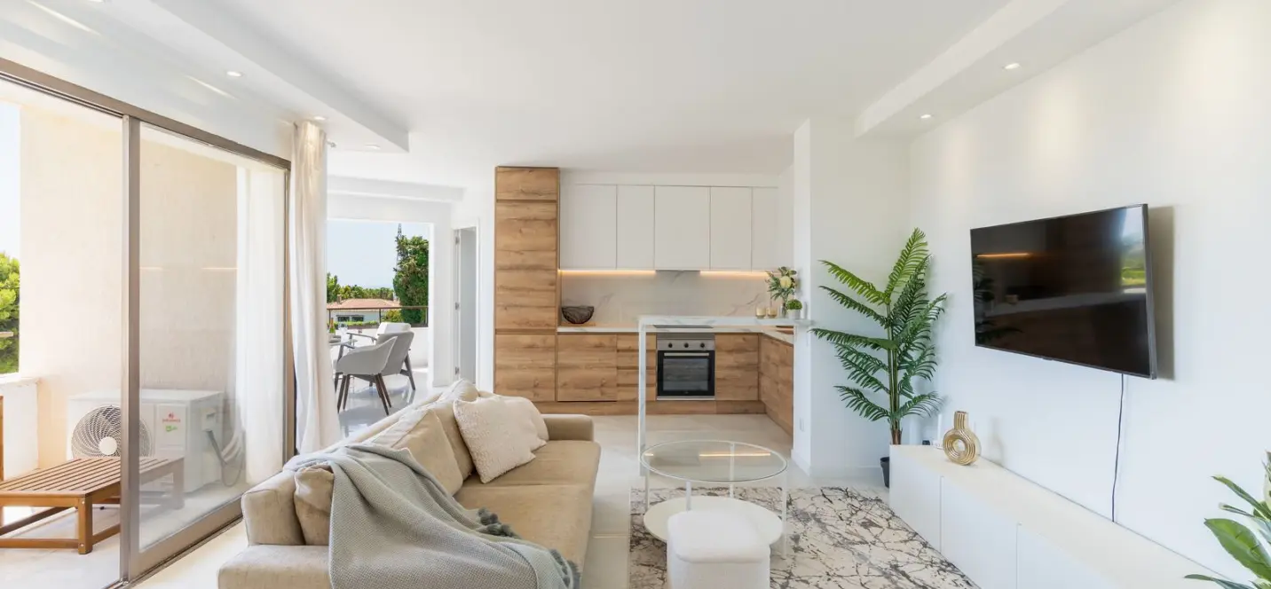 Sale of ground floor apartment in Atalaya 1