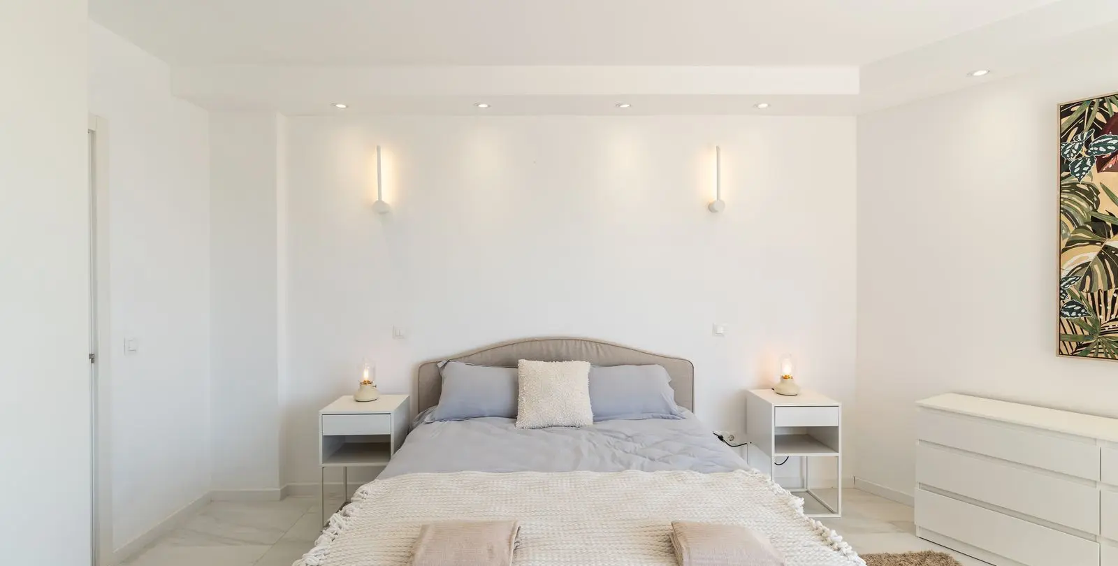 Sale of ground floor apartment in Atalaya 15