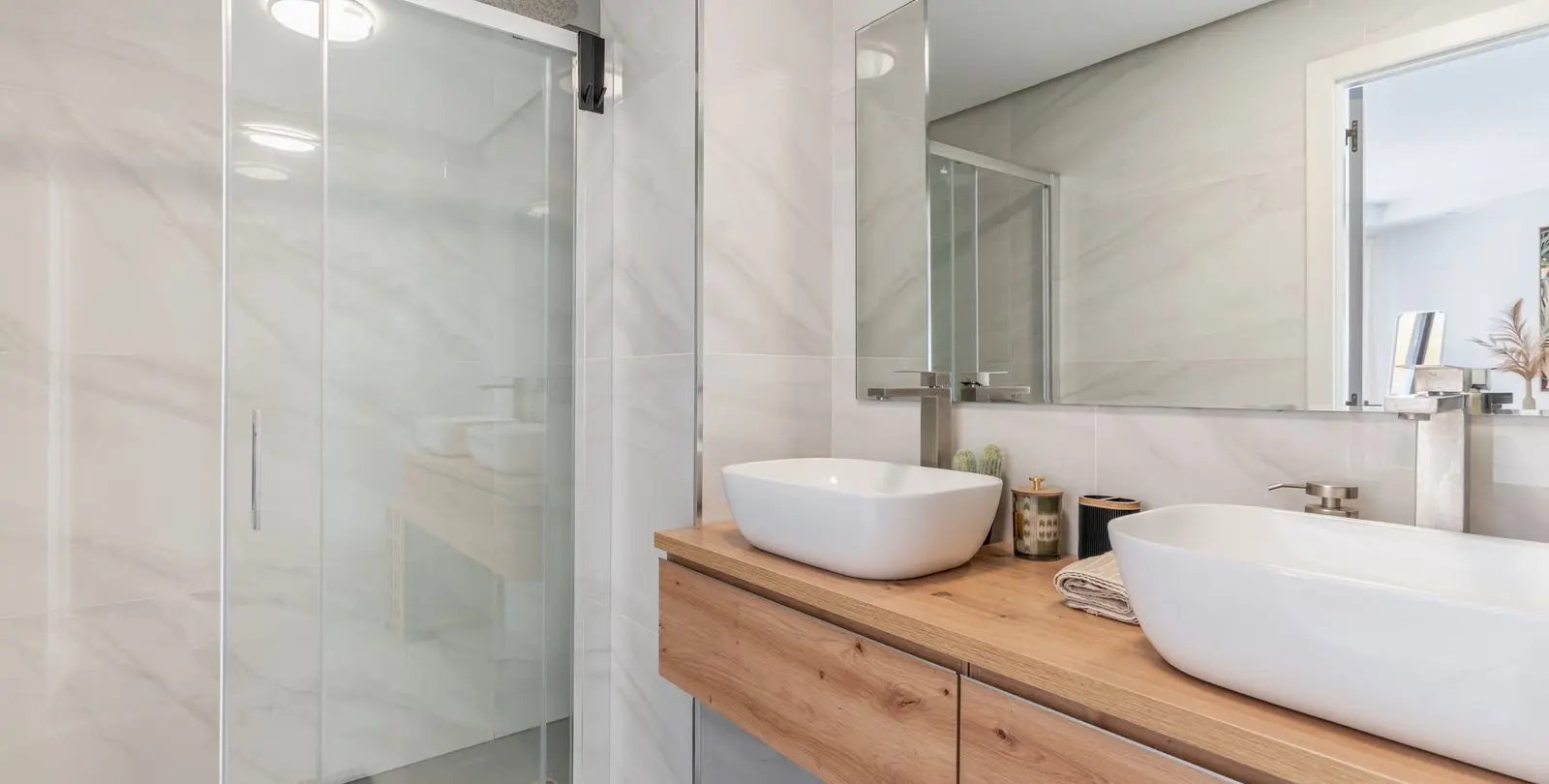 Sale of ground floor apartment in Atalaya 21
