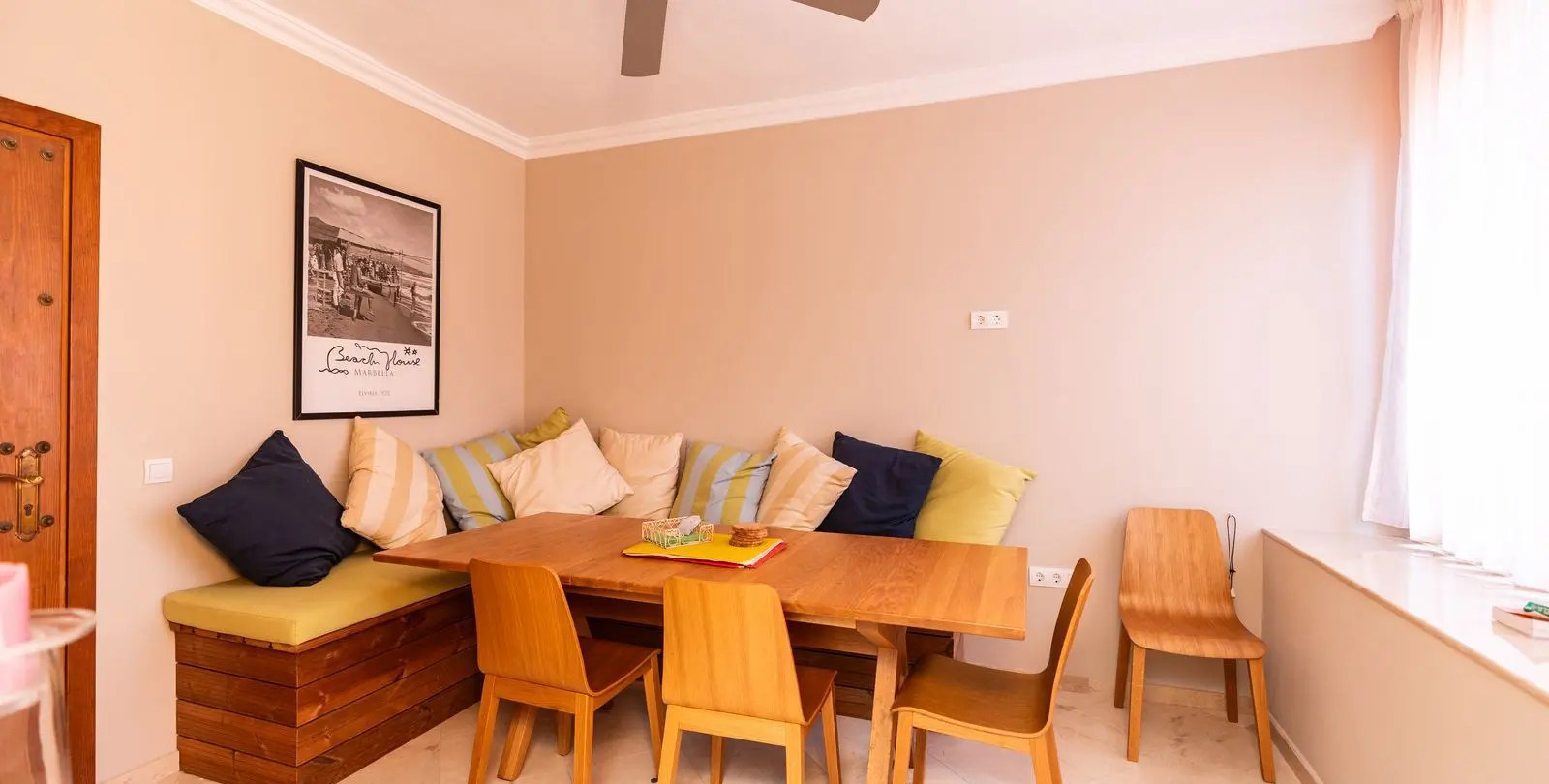 Sale of middle floor apartment in Elviria 7