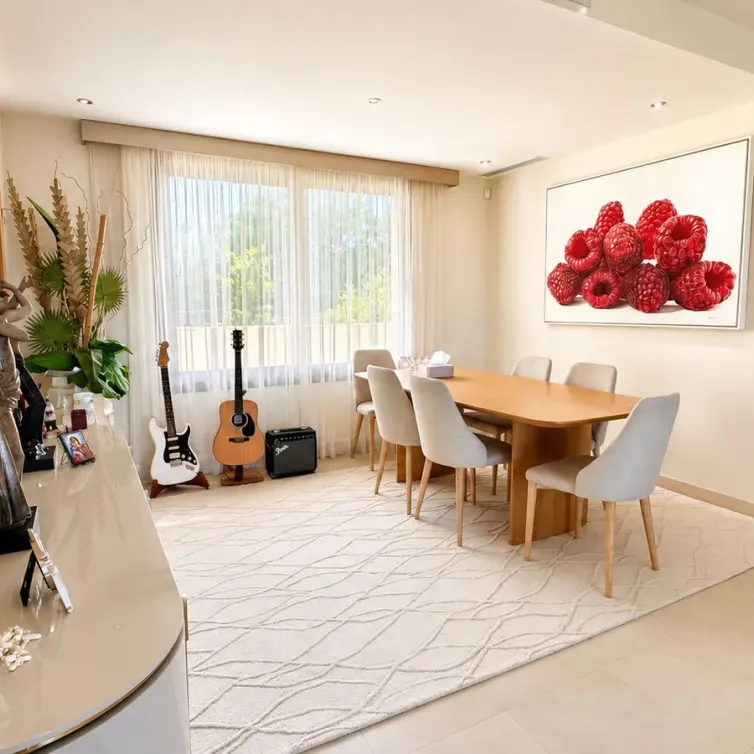 Sale of middle floor apartment in Altos de los Monteros