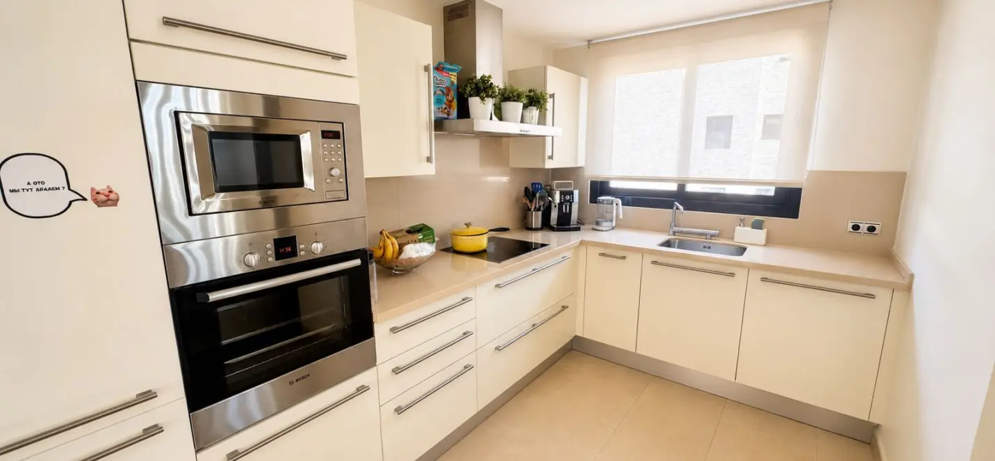 Sale of middle floor apartment in Altos de los Monteros 4