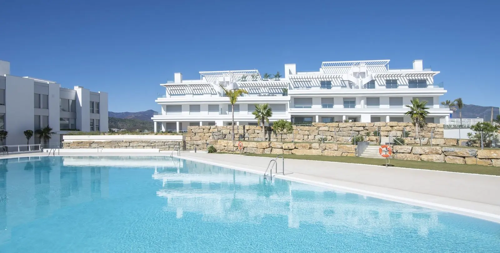 Venta de adosado en Estepona 39