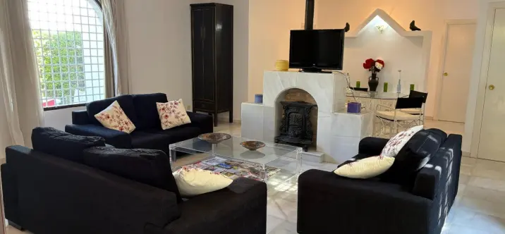 Venta de villa independiente en Artola 2