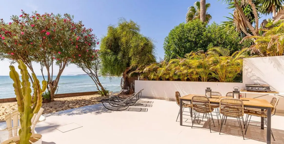 Sale of detached villa in Estepona 8