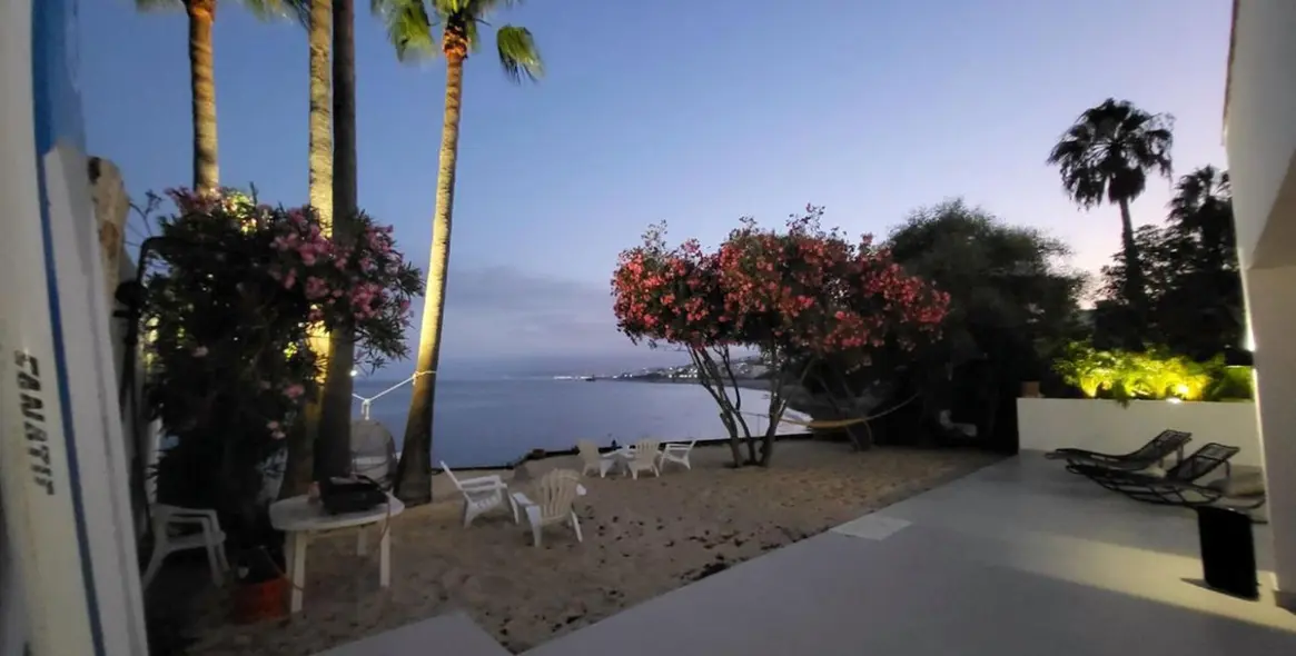 Sale of detached villa in Estepona 17
