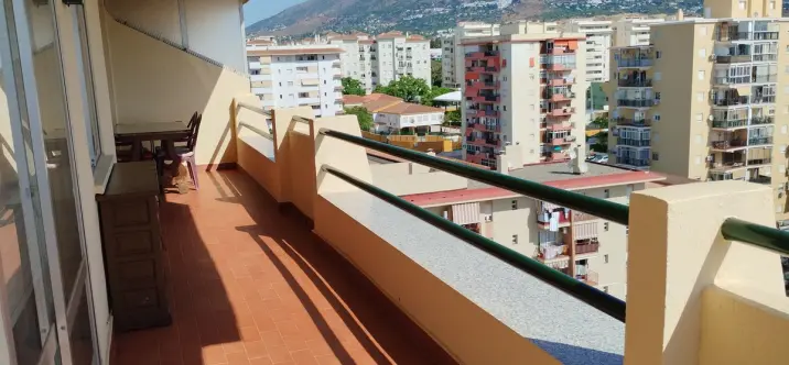 Продажа апартаментов на среднем этаже в Fuengirola 2