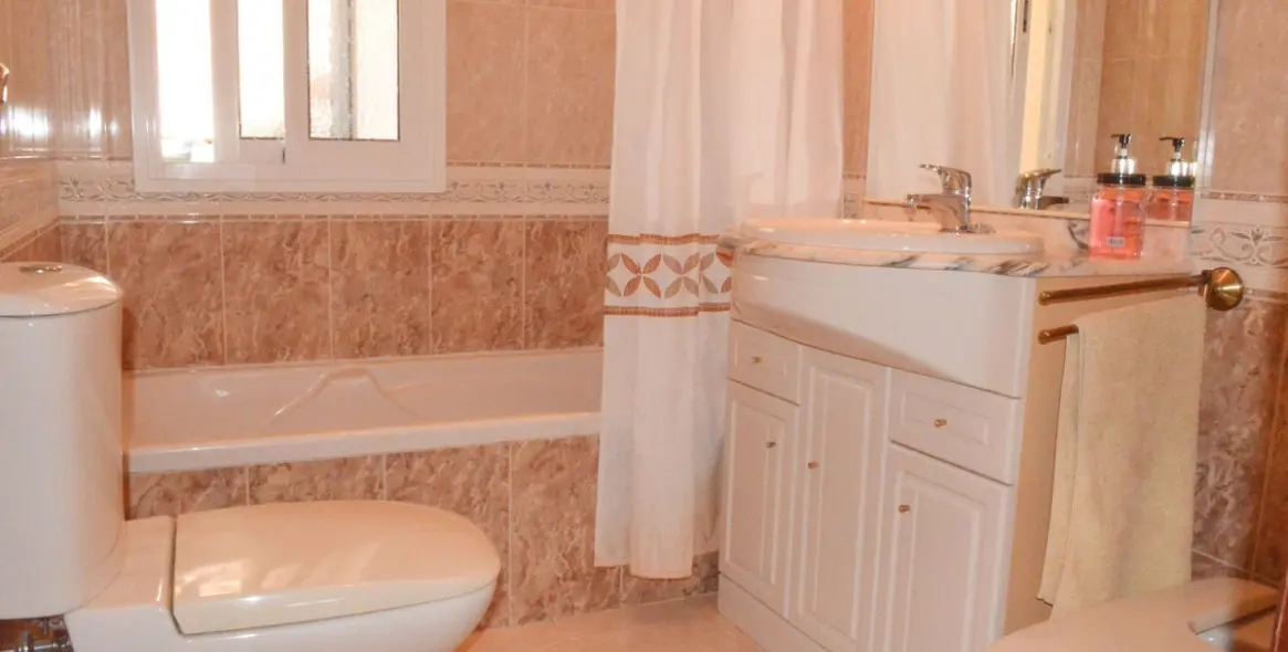 Продажа апартаментов на среднем этаже в Fuengirola 12